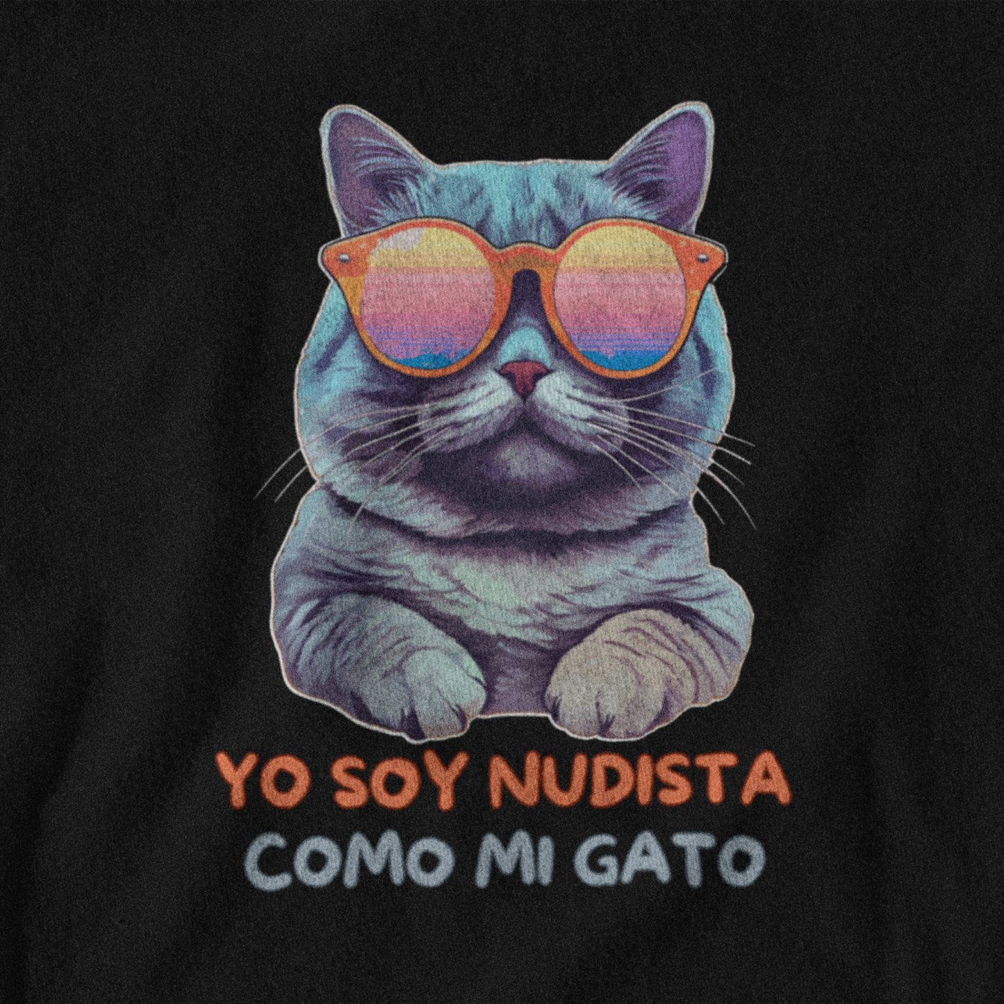 Yo soy Nudista como mi gato